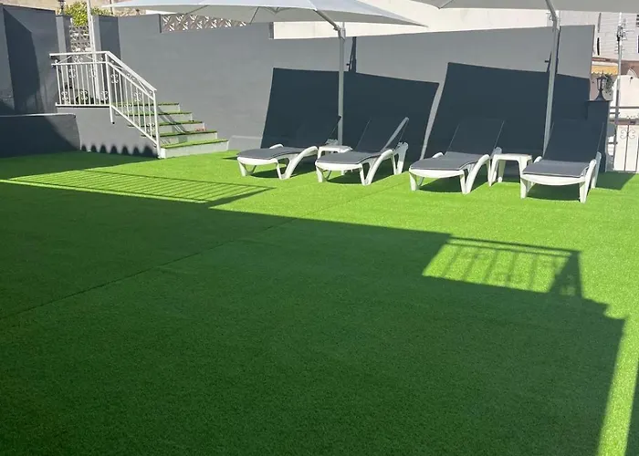 Amir 게스트하우스 3*