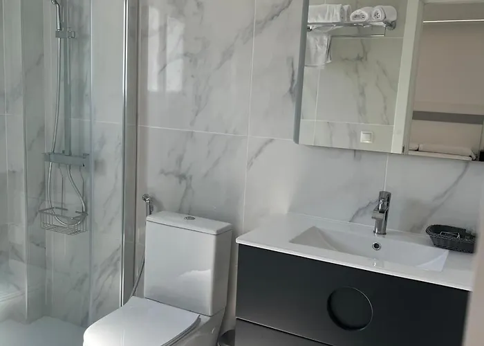 게스트하우스 Amir 3*