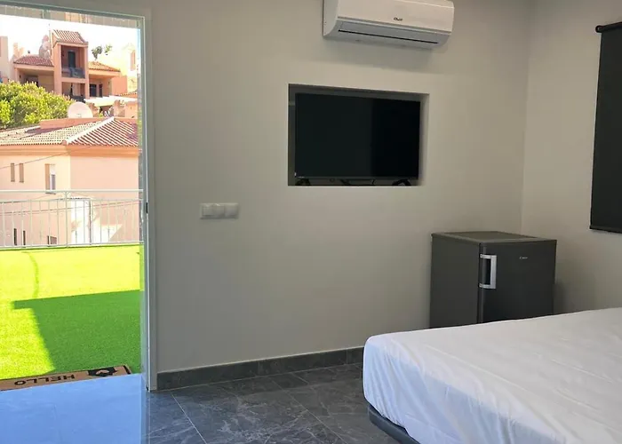 Amir 3* 푸엔히롤라