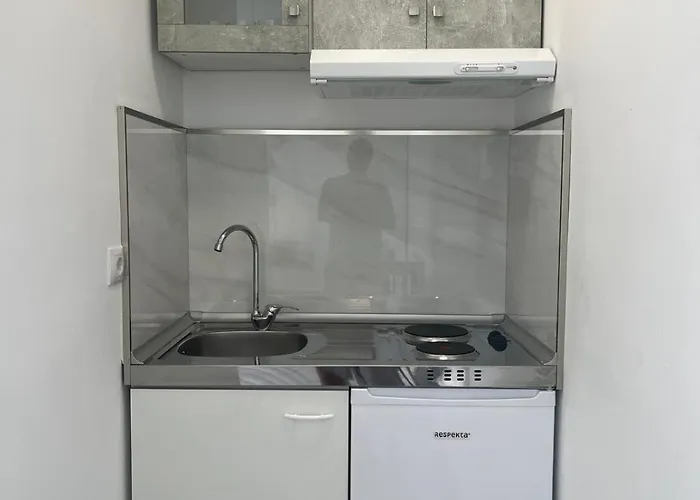 Amir 게스트하우스 3*